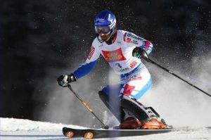Hirscher sort indemne d'un grave accident de la route