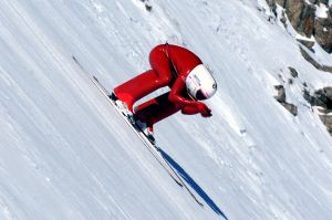 Nouveau record du monde en ski de vitesse : 252,365 Km/h