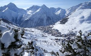 Coupe du monde de ski ou de biathlon et neige artificielle